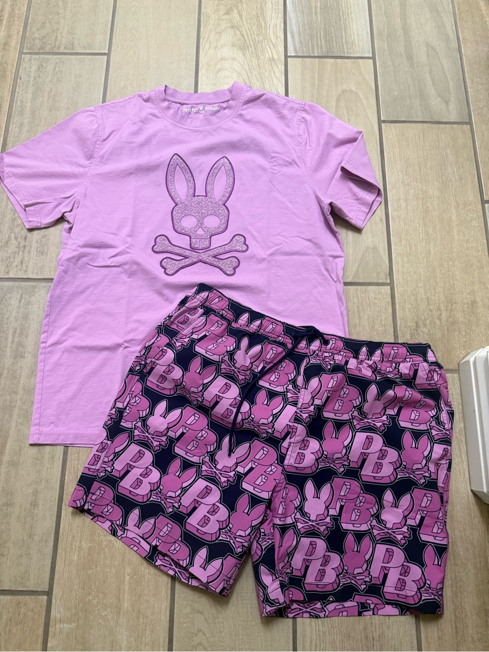 Psycho Bunny Men’s Zal Swim Shorts and Tee Sz Large-6 Bunny Pink